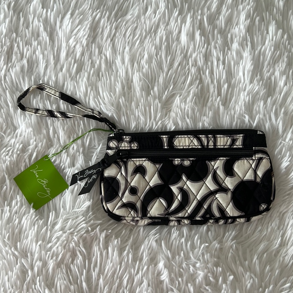 NEW Vera Bradley medium sized wristlet purple b&w